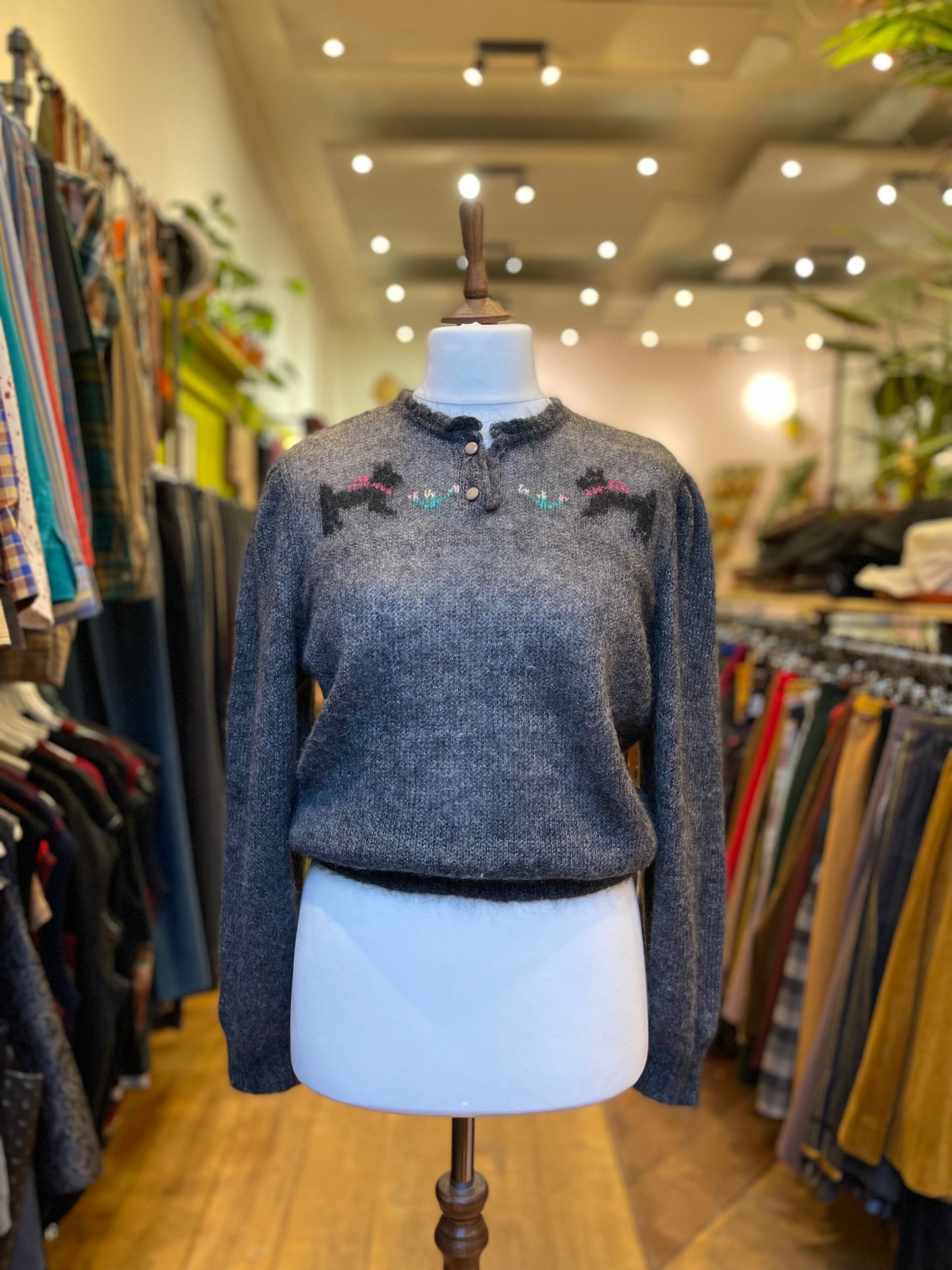 Mohair truitje met pofmouwen